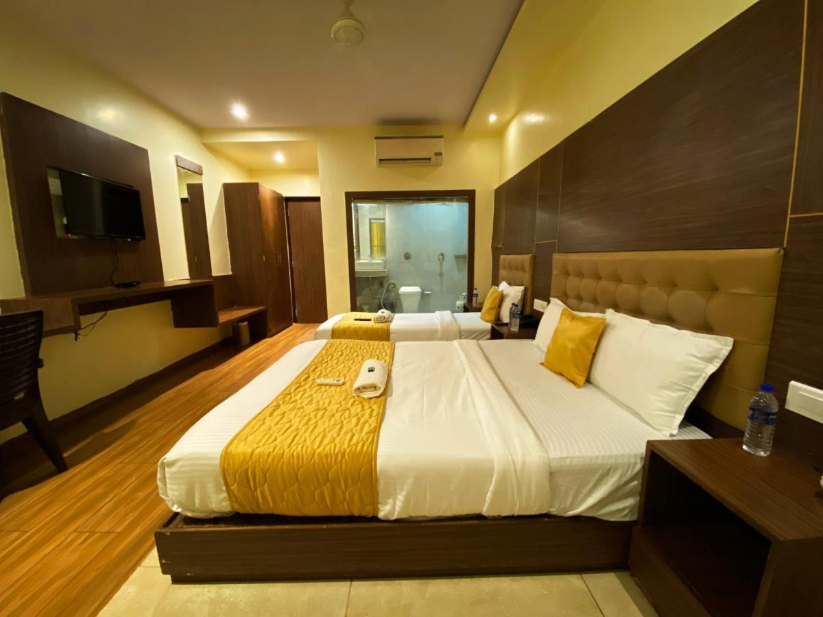 Hotel Pearl'S Bkc Inn- Near Trade Centre, Visa Consulate Bombaj Zewnętrze zdjęcie