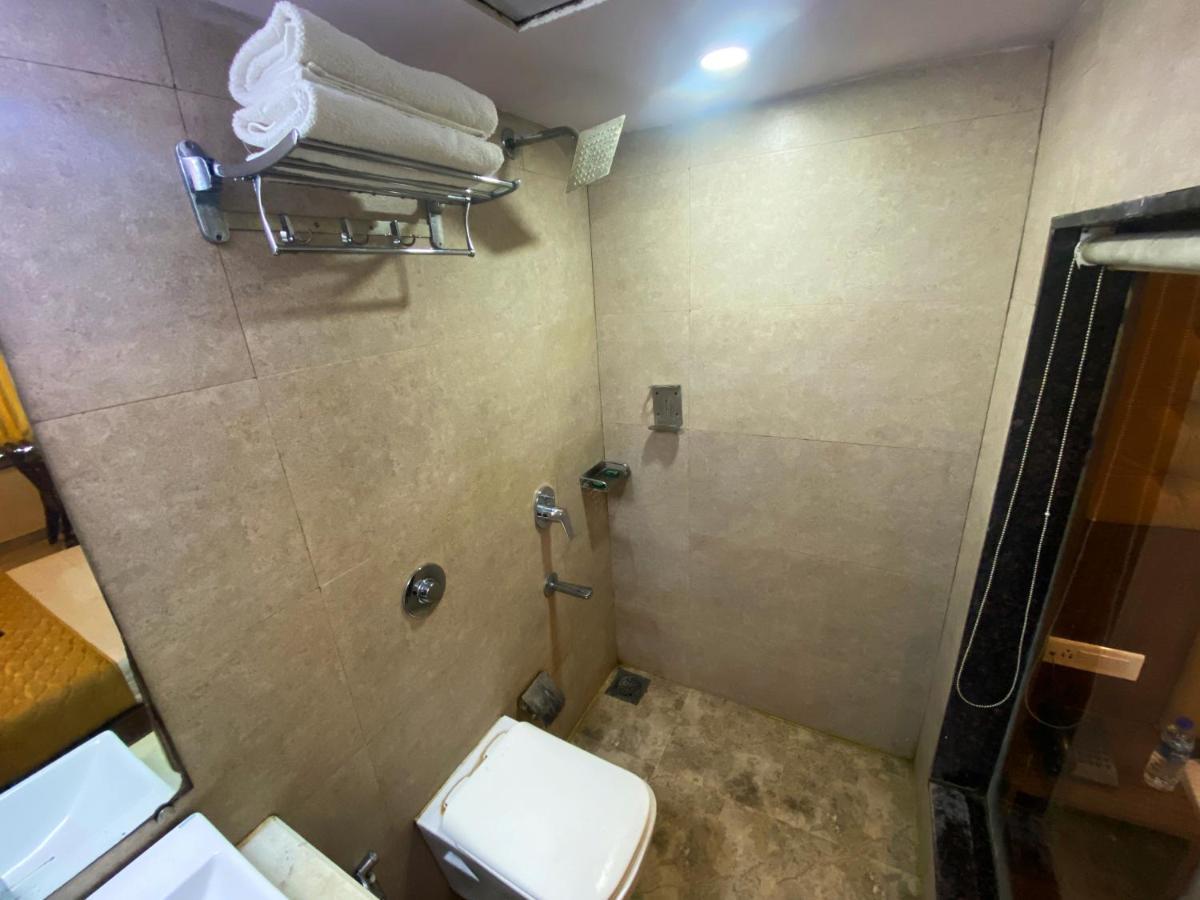 Hotel Pearl'S Bkc Inn- Near Trade Centre, Visa Consulate Bombaj Zewnętrze zdjęcie