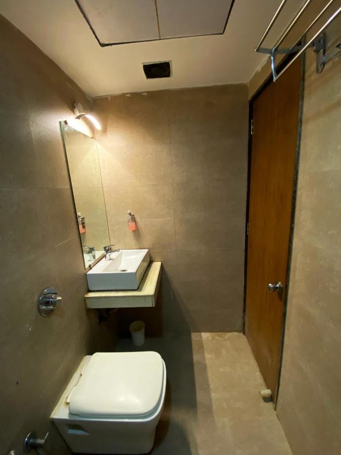 Hotel Pearl'S Bkc Inn- Near Trade Centre, Visa Consulate Bombaj Zewnętrze zdjęcie