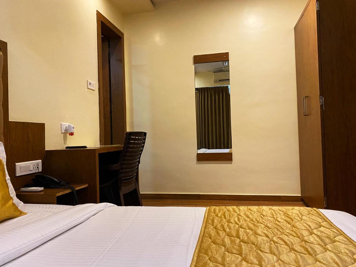 Hotel Pearl'S Bkc Inn- Near Trade Centre, Visa Consulate Bombaj Zewnętrze zdjęcie