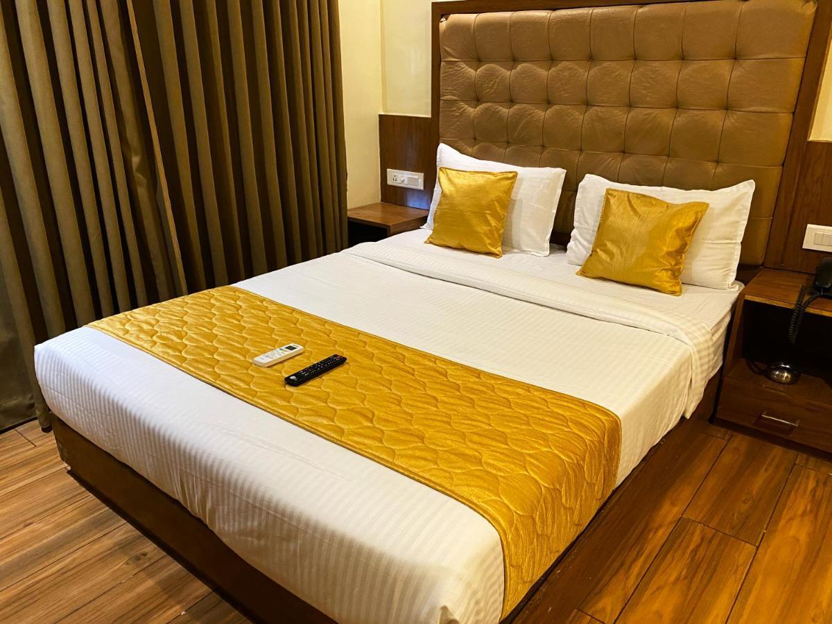 Hotel Pearl'S Bkc Inn- Near Trade Centre, Visa Consulate Bombaj Zewnętrze zdjęcie